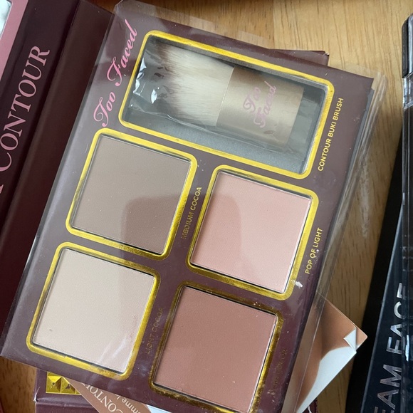 Makeup bundle - Picture 4 of 5